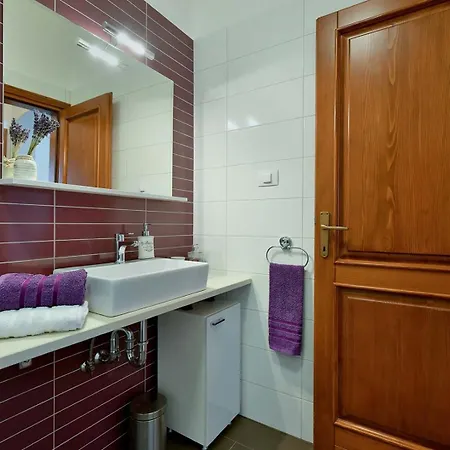 Lavanda Villa *